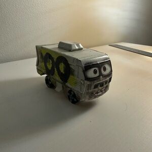 Arvy from Cars 3 Disney Pixar diecast